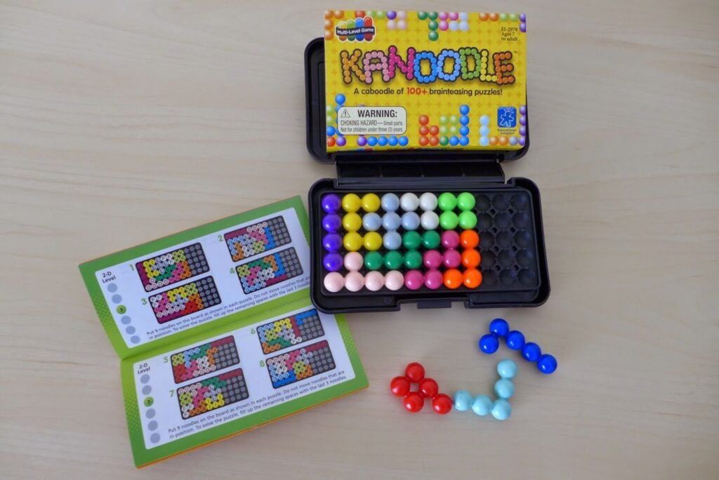 Why Parents Love the Kanoodle Puzzle Game